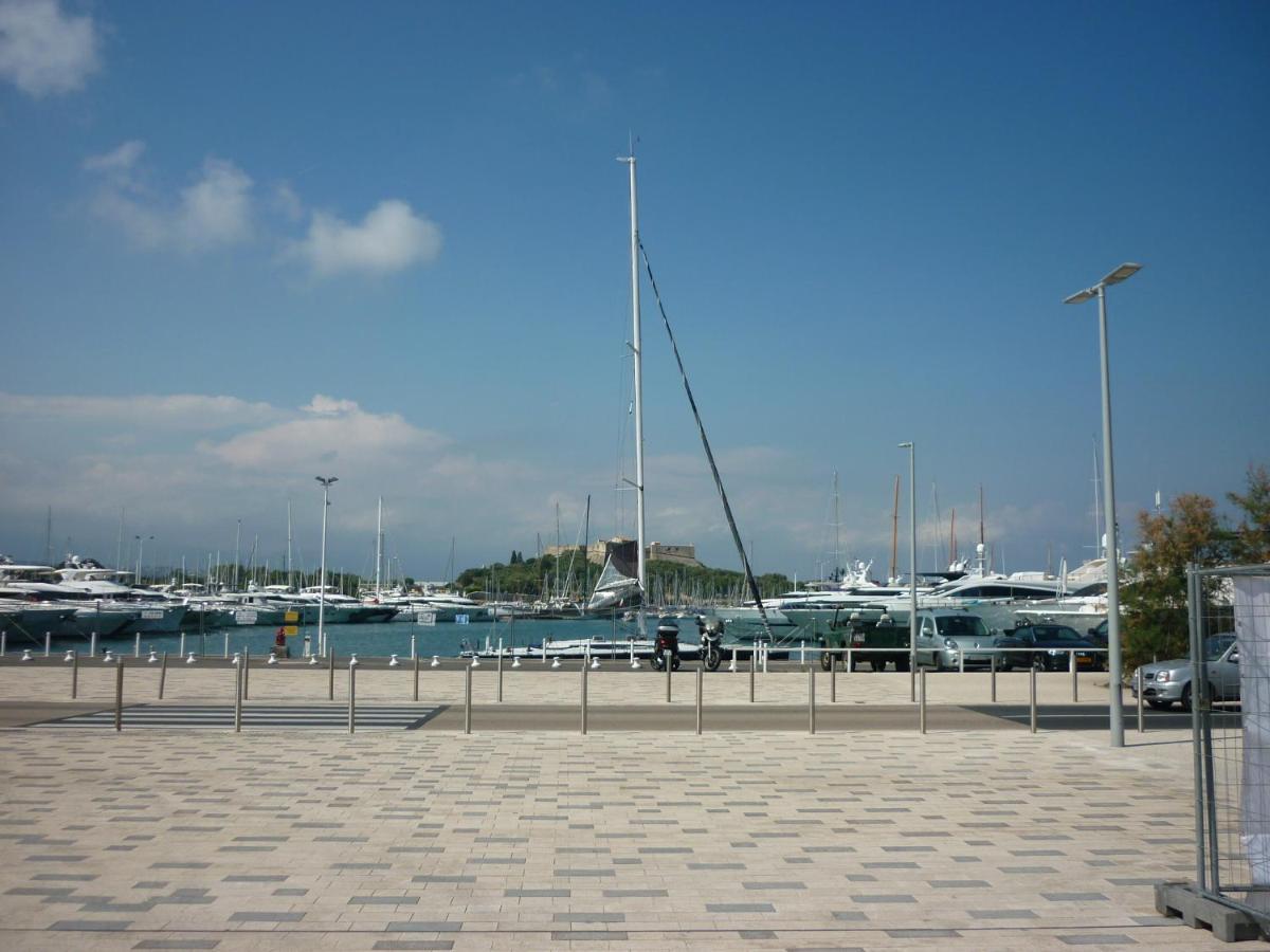 sun beach Juan-les-Pins Exterior foto